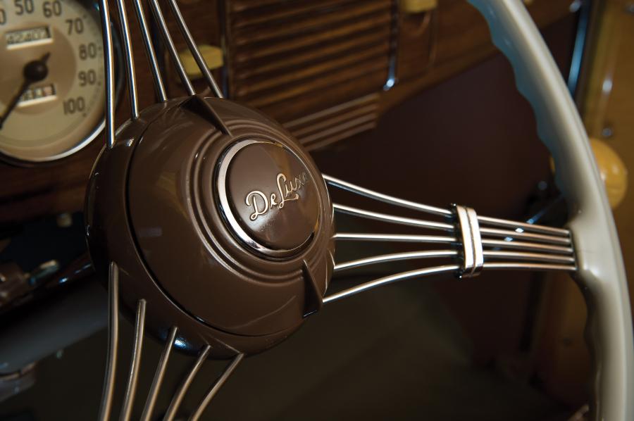  Ford DeLuxe Station Wagon 1939 года  (фото 20 из 26)